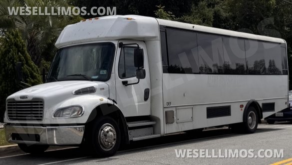 2020 Freightliner S3 Limo Bus for Sale in LA, CA - Photo 3