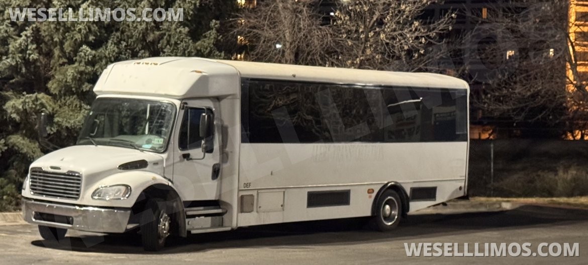 Limo Bus for Sale in LA, CA - Photo 5