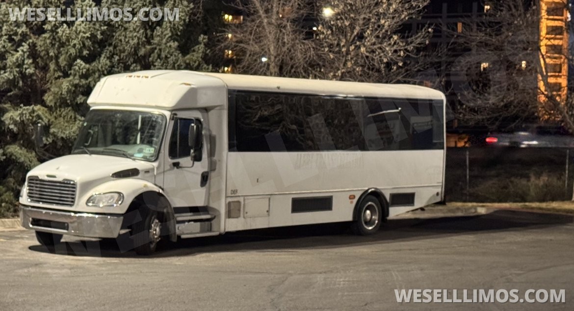 Limo Bus for Sale in LA, CA - Photo 6