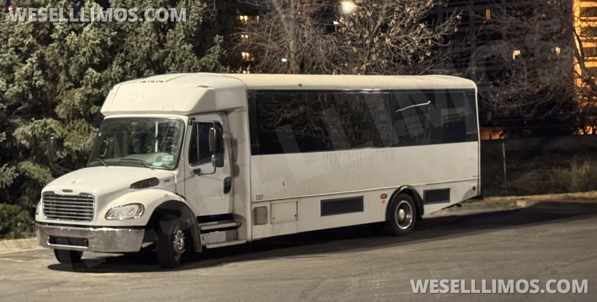 Limo Bus for Sale in LA, CA - Photo 8