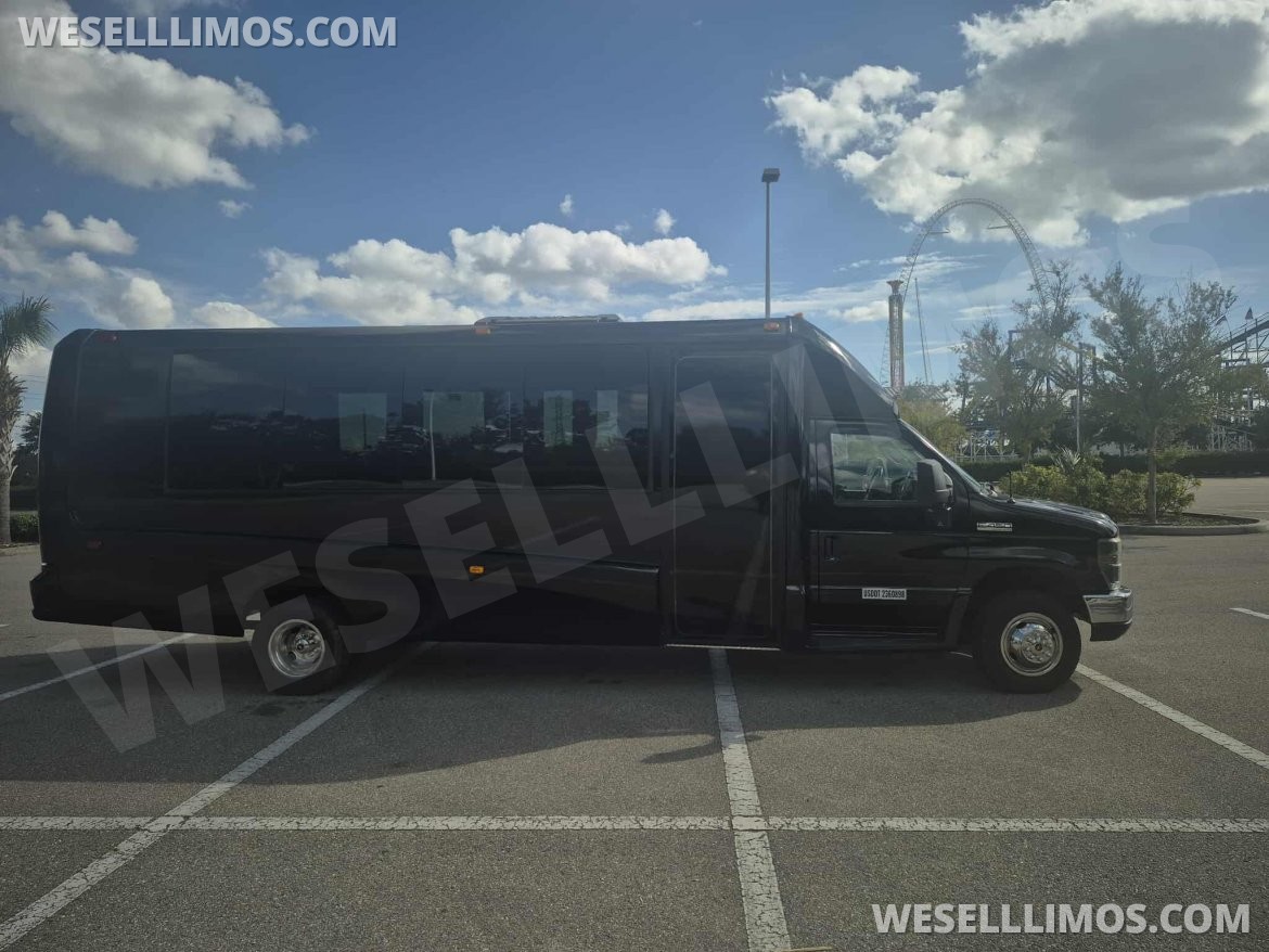 Limo Bus for Sale in Orlando, FL - Photo 6