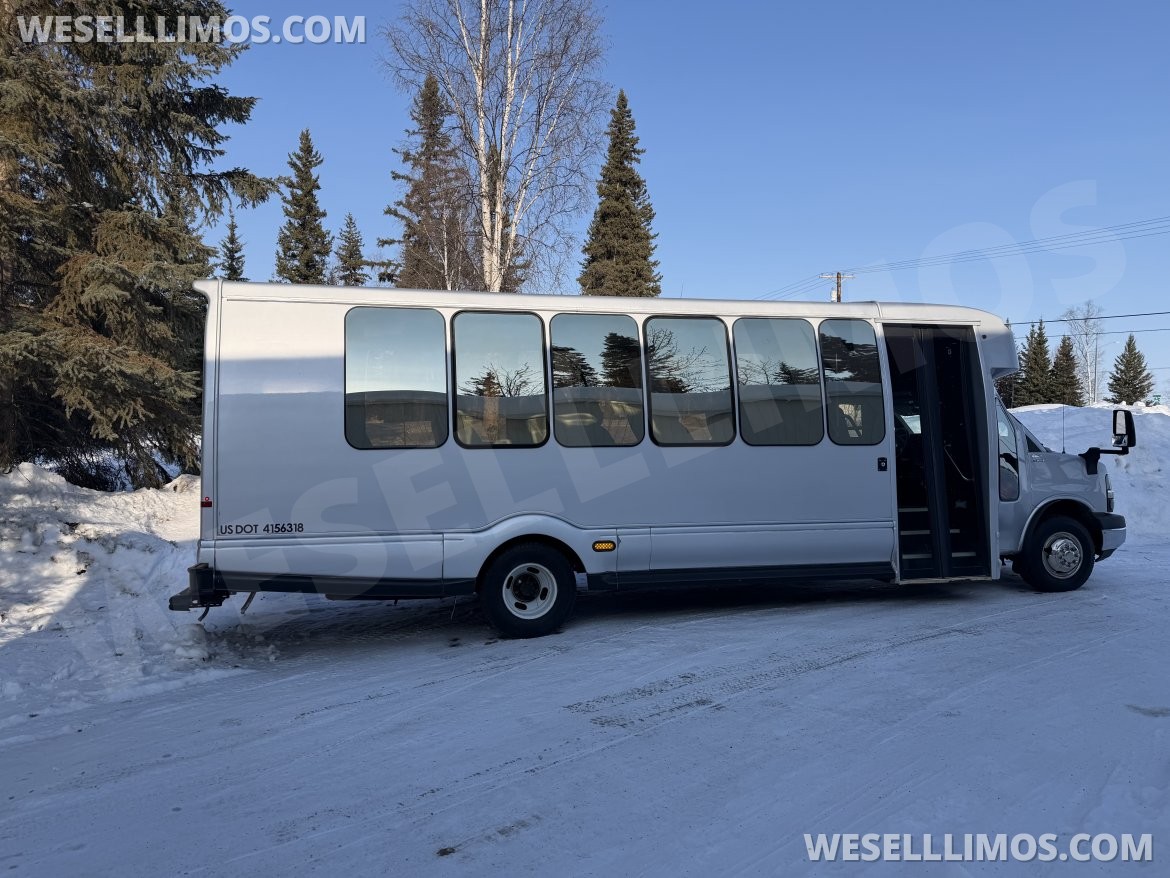 Executive Shuttle for Sale in Fairbanks, AK - Photo 6