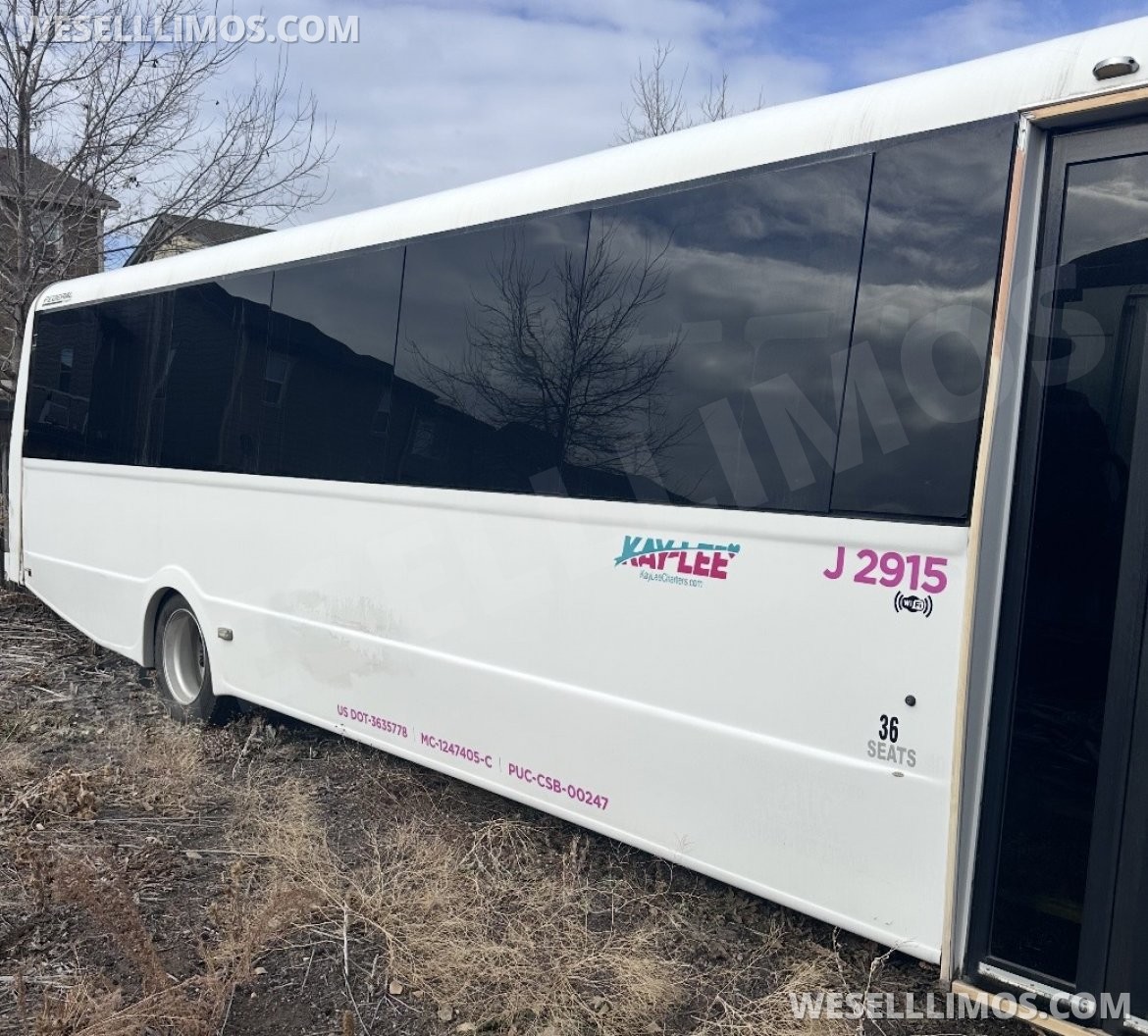 Shuttle Bus for Sale in Pasadena, CA - Photo 2