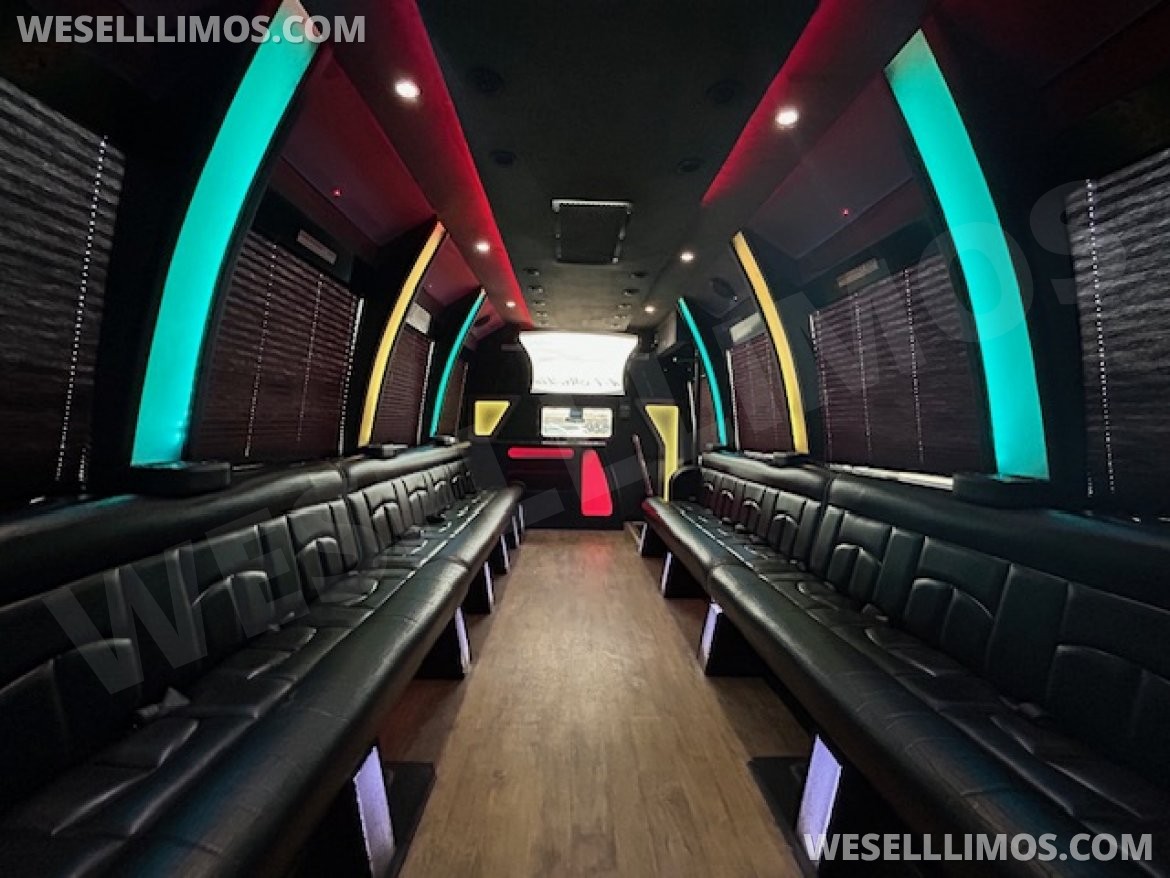Limo Bus for Sale in Cleveland, OH - Photo 4