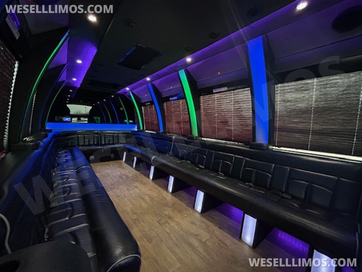 Limo Bus for Sale in Cleveland, OH - Photo 6