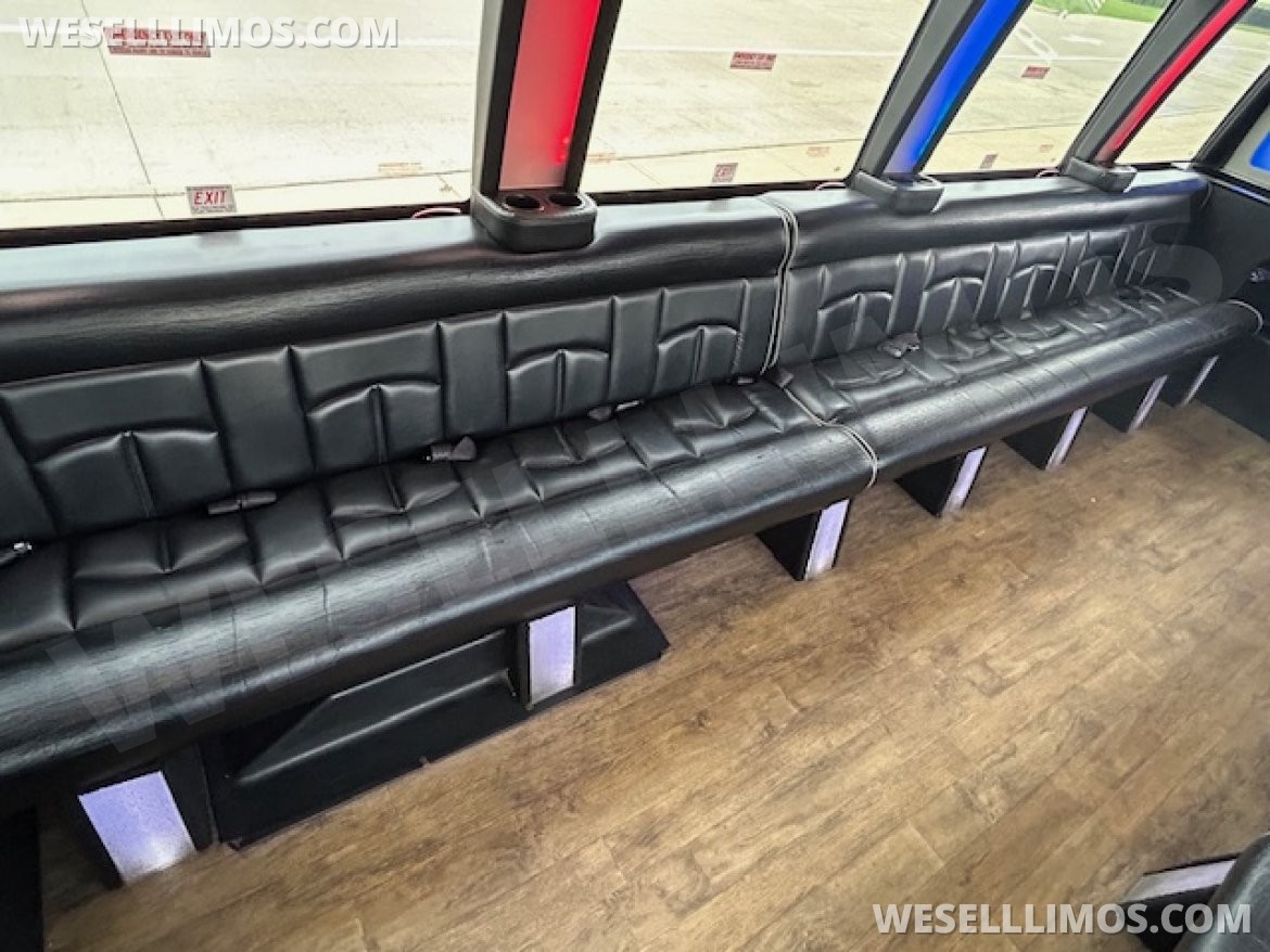 Limo Bus for Sale in Cleveland, OH - Photo 13
