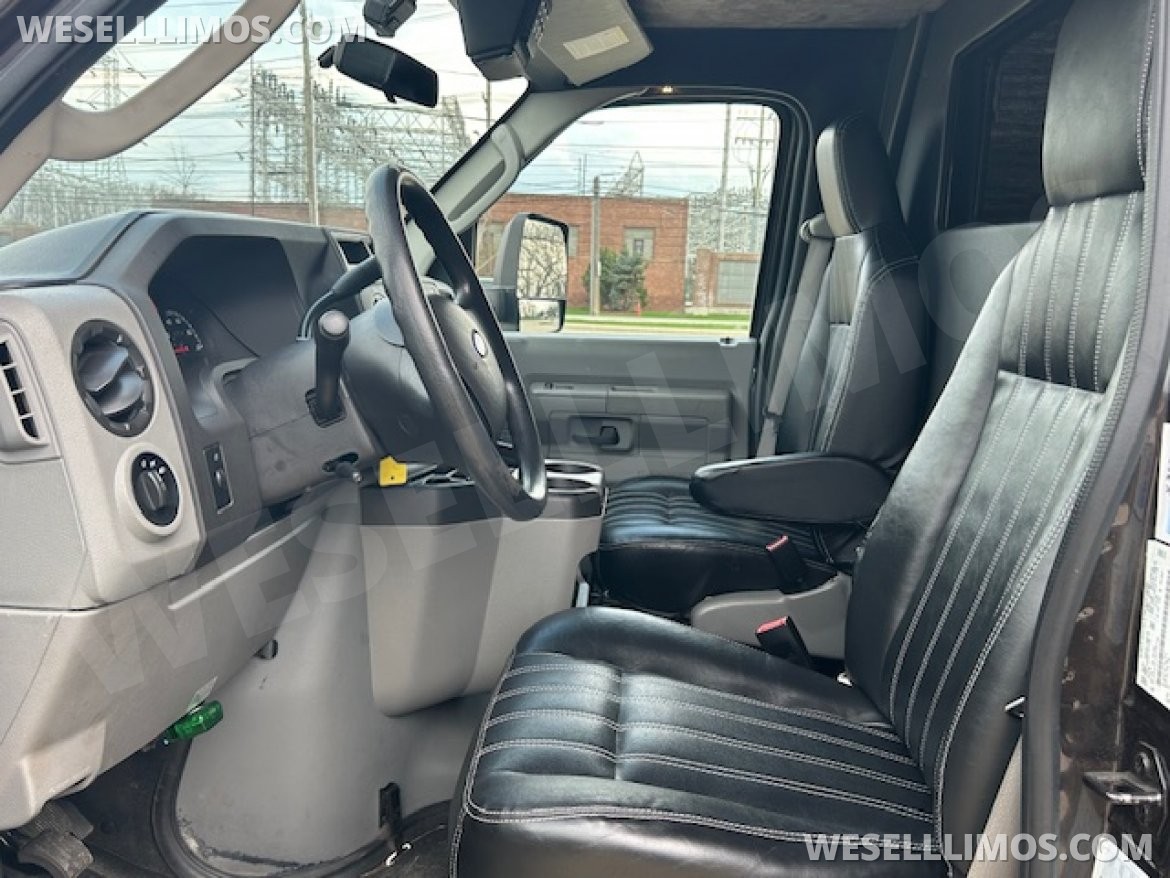 Limo Bus for Sale in Cleveland, OH - Photo 33