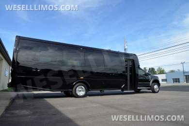 2022 Ford F-600 Limo Bus for Sale in SCOTTSDALE, AZ