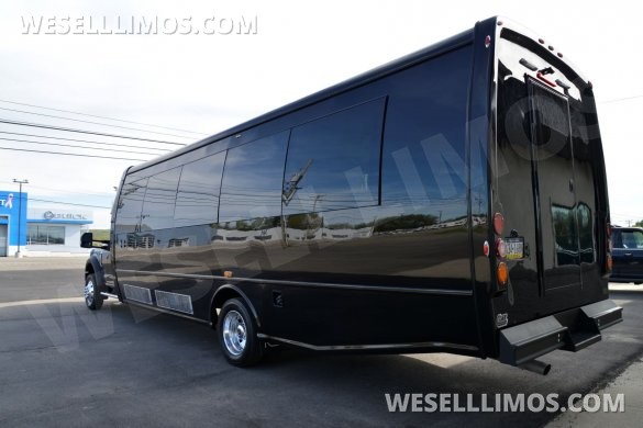 2022 Ford F-600 Limo Bus for Sale in SCOTTSDALE, AZ - Photo 2