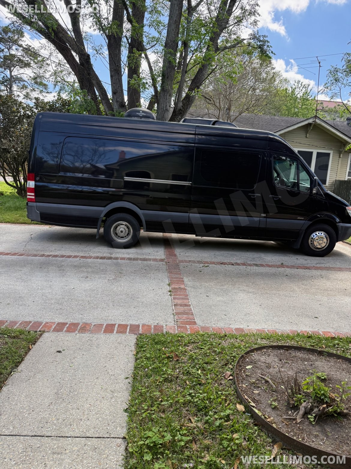 Sprinter for Sale in Lafayette, LA - Main Photo
