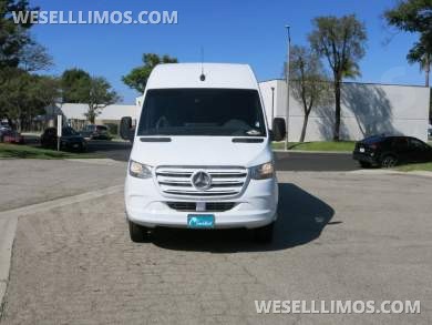 2019 Executive Coach Builders Mercedes-Benz 3500 XD Sprinter Limousine - Sprinter for Sale in CARSON, CA - Photo 12