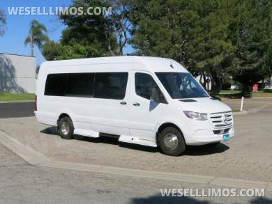 2019 Executive Coach Builders Mercedes-Benz 3500 XD Sprinter Limousine - Sprinter for Sale in CARSON, CA - Photo 17
