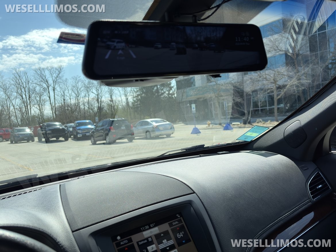 Limousine for Sale in Chicago, IL - Photo 13