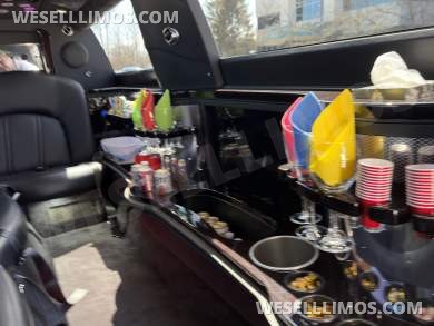 2019 Executive Coach Builders Lincoln MKT 120" 4 Door AWD Limousine - Limousine for Sale in Chicago, IL - Photo 25