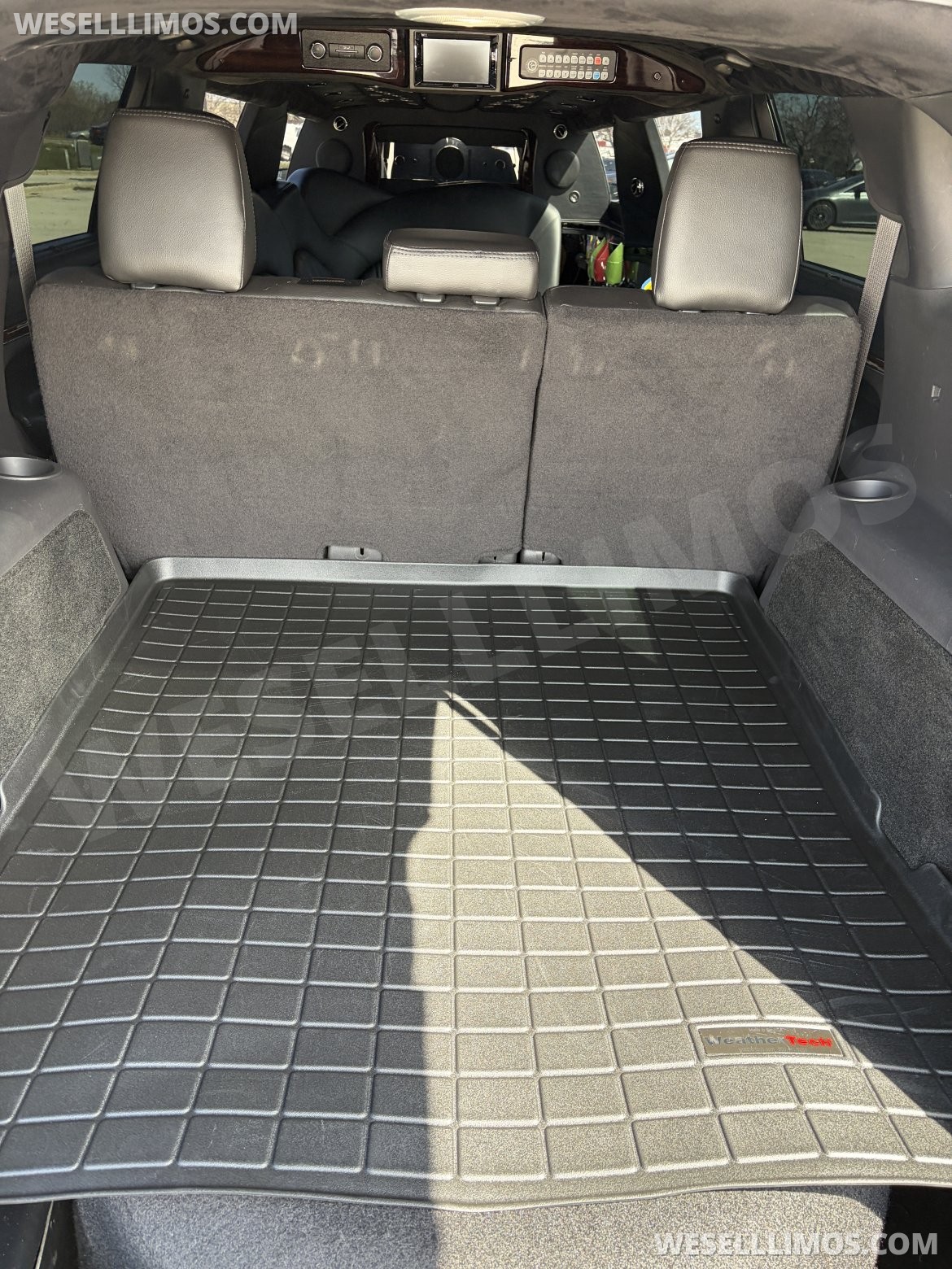 Limousine for Sale in Chicago, IL - Photo 34