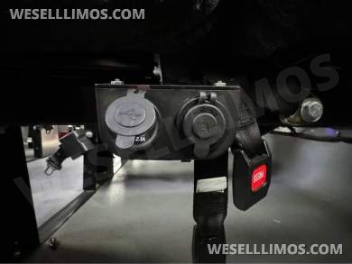 2016 Glaval Ford F650 Shuttle Bus - Shuttle Bus for Sale in Steubenville, OH - Photo 6