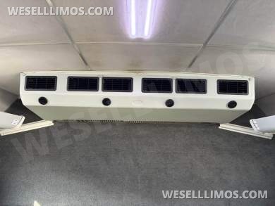 2016 Glaval Ford F650 Shuttle Bus - Shuttle Bus for Sale in Steubenville, OH - Photo 11