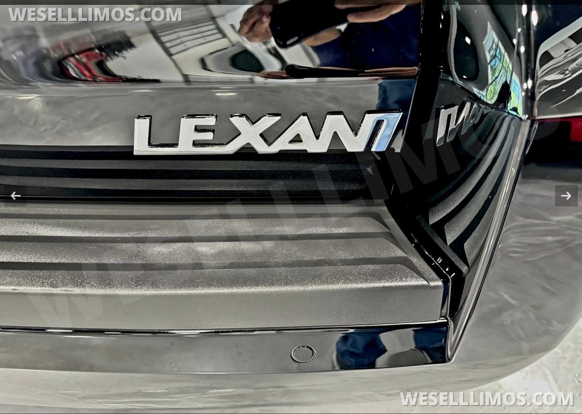 CEO SUV Mobile Office for Sale in Atlanta, GA - Photo 3