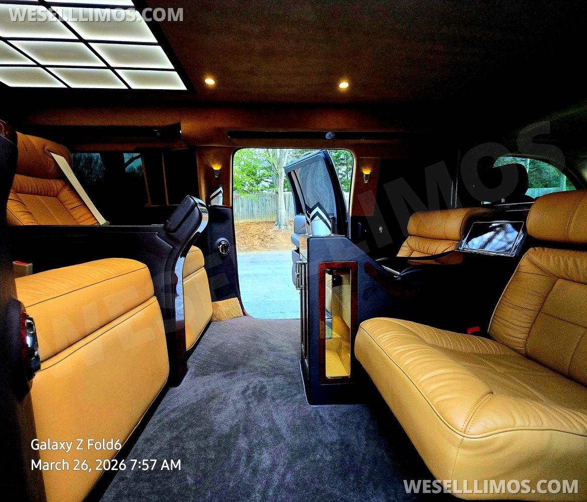 CEO SUV Mobile Office for Sale in Atlanta, GA - Photo 10
