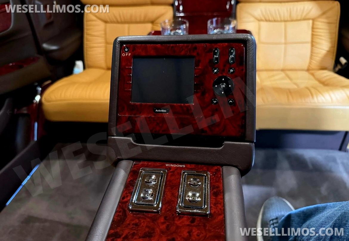 CEO SUV Mobile Office for Sale in Atlanta, GA - Photo 17