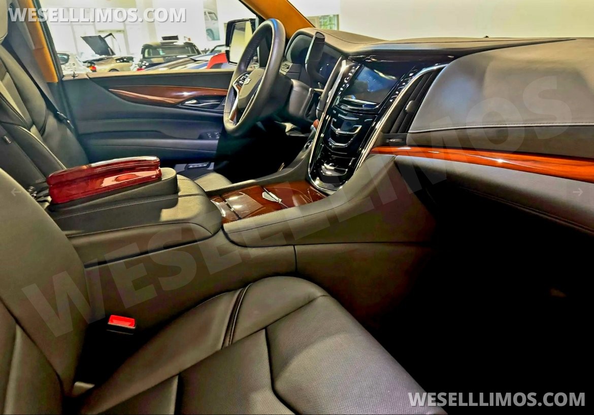 CEO SUV Mobile Office for Sale in Atlanta, GA - Photo 18