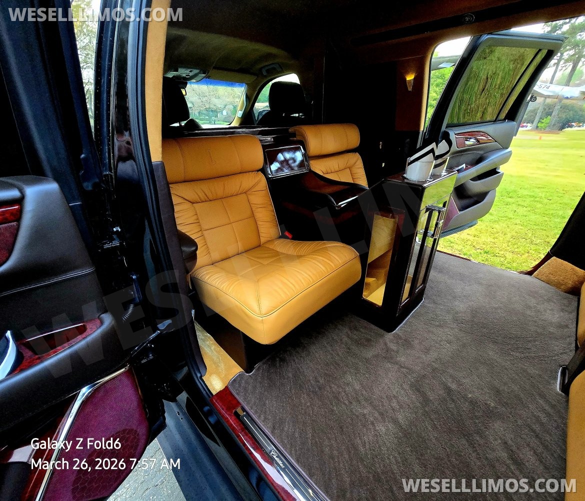 CEO SUV Mobile Office for Sale in Atlanta, GA - Photo 32