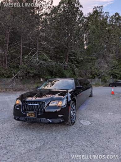 2018 Chrysler 300 Limousine for Sale in San Bruno, CA