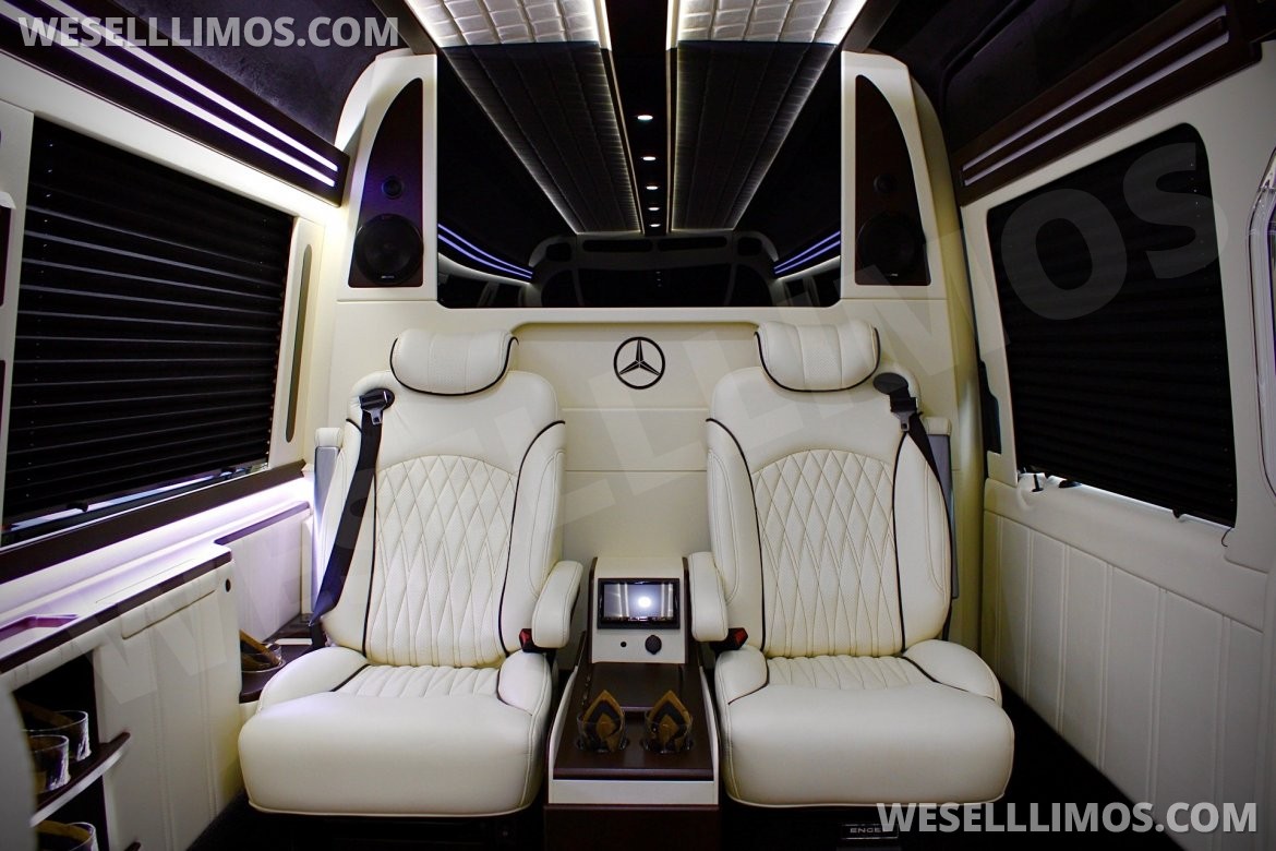 CEO SUV Mobile Office for Sale in SONOMA, CA - Photo 4