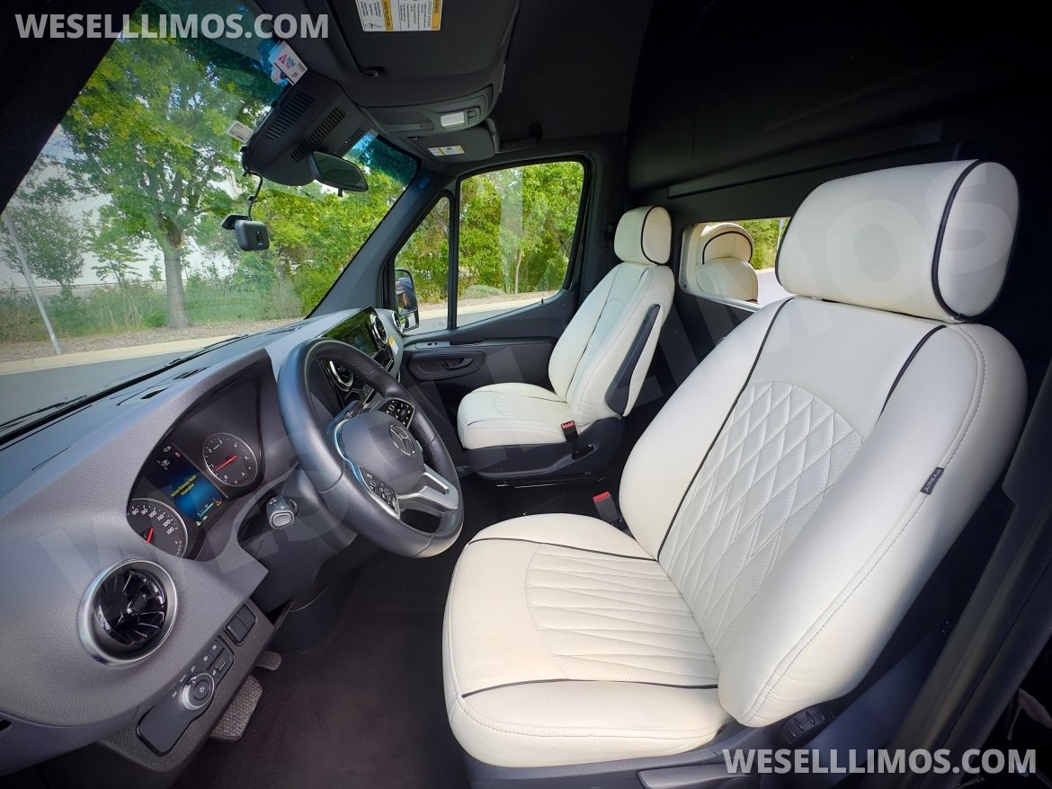 CEO SUV Mobile Office for Sale in SONOMA, CA - Photo 5