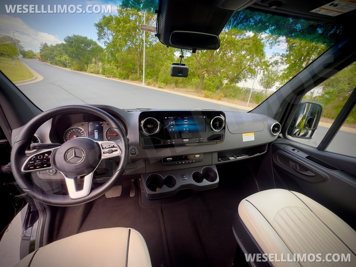 CEO SUV Mobile Office for Sale in SONOMA, CA - Photo 6