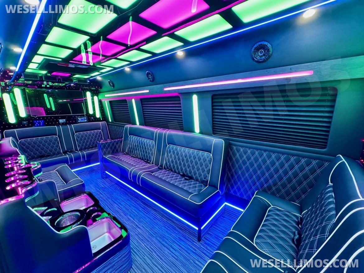 Limo Bus for Sale in Erie, PA - Photo 2