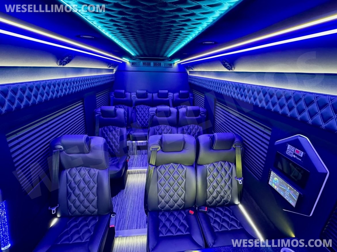 Executive Shuttle for Sale in Erie, PA - Photo 6