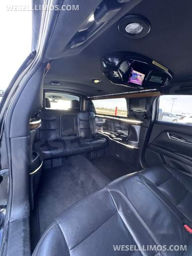 2014 Cadillac XTS Custom Royal Coach Builder 6 Passenger Limousine - Limousine for Sale in Las Vegas, NV - Photo 13