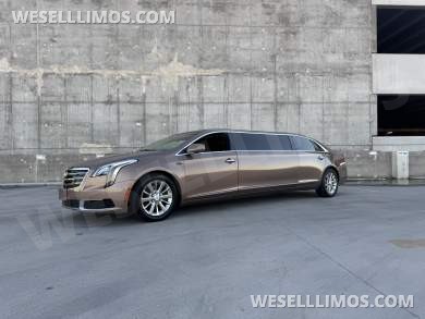 2018 Cadillac XTS Custom Royal Coach Builder 6 Passenger Limousine - Limousine for Sale in Las Vegas, NV - Photo 23