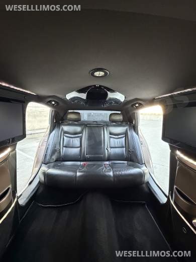 2018 Cadillac XTS Custom Royal Coach Builder 6 Passenger Limousine - Limousine for Sale in Las Vegas, NV - Photo 29