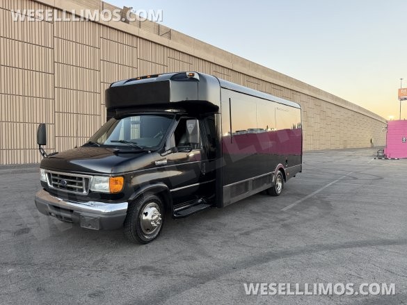 2006 Ford E-450 Limo Bus for Sale in Las Vegas, NV - Main Photo