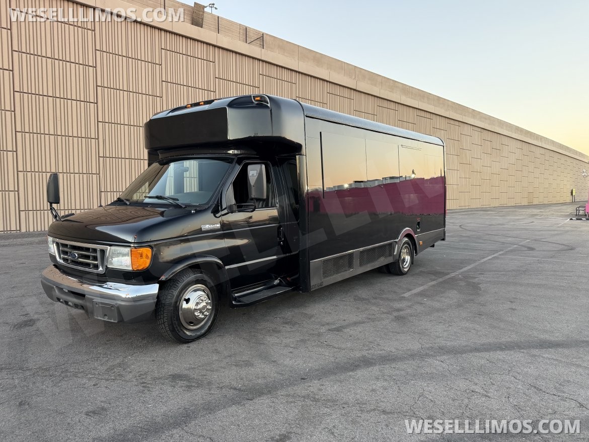 Limo Bus for Sale in Las Vegas, NV - Photo 2