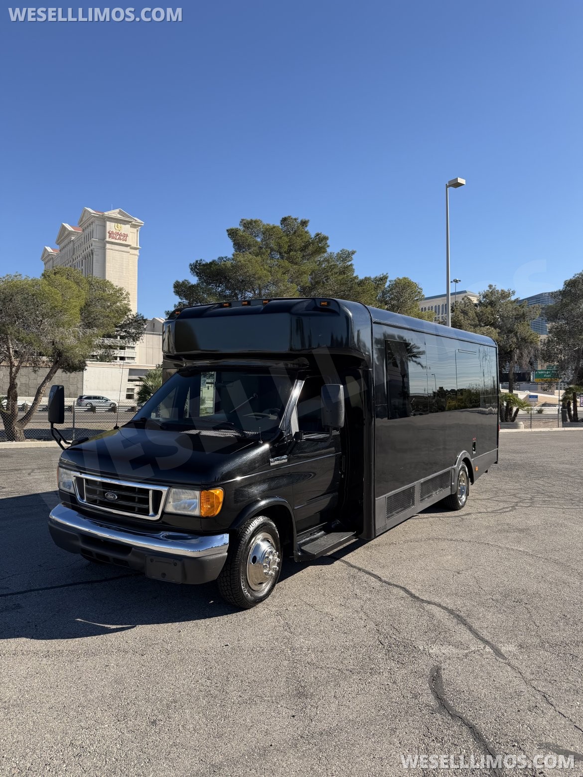Limo Bus for Sale in Las Vegas, NV - Photo 18
