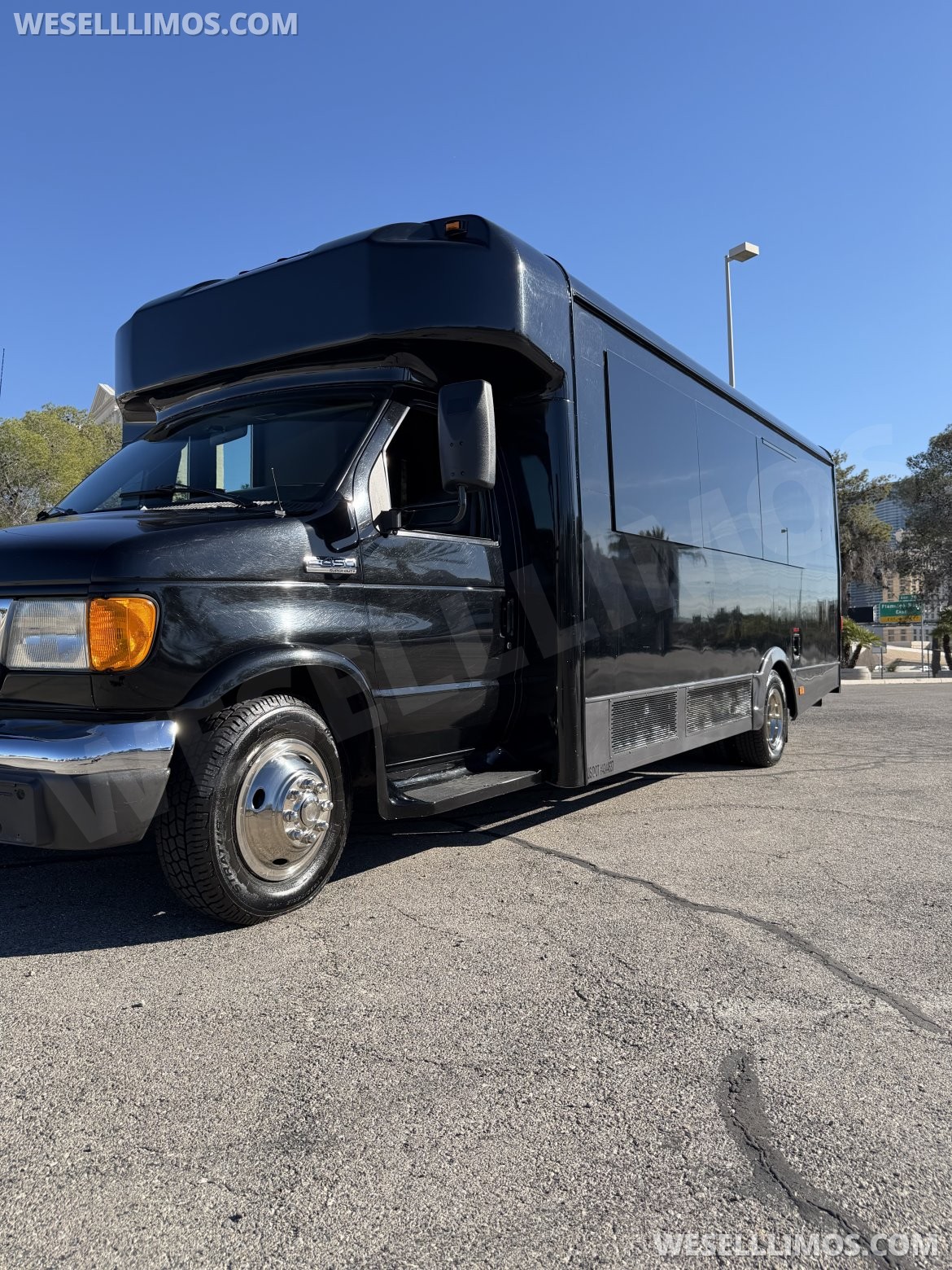 Limo Bus for Sale in Las Vegas, NV - Photo 17