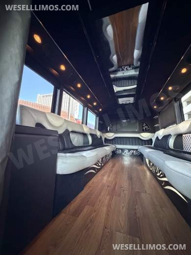 2006 Ford E-450 Custom Limo/Party Bus Diesel 23-25 Passenger - Limo Bus for Sale in Las Vegas, NV - Photo 33