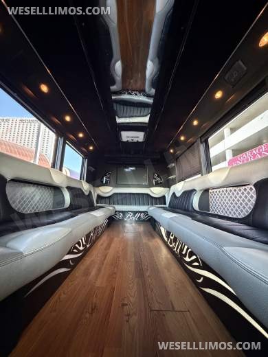 2006 Ford E-450 Custom Limo/Party Bus Diesel 23-25 Passenger - Limo Bus for Sale in Las Vegas, NV - Photo 42