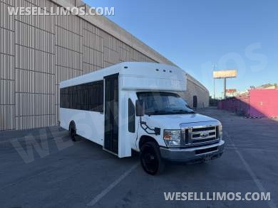 2017 Ford E-450 Winnebago Coach Builder 25 Passenger Shuttle Buses - Executive Shuttle for Sale in Las Vegas, NV - Photo 12
