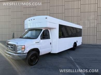 2017 Ford E-450 Winnebago Coach Builder 25 Passenger Shuttle Buses - Executive Shuttle for Sale in Las Vegas, NV - Photo 16