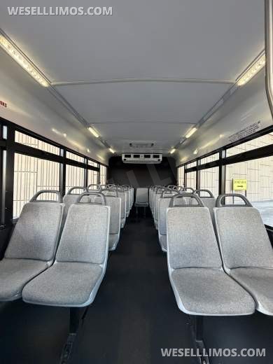 2017 Ford E-450 Winnebago Coach Builder 25 Passenger Shuttle Buses - Executive Shuttle for Sale in Las Vegas, NV - Photo 26