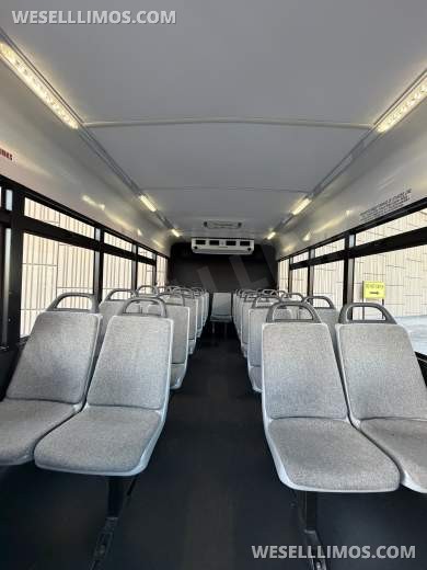 2017 Ford E-450 Winnebago Coach Builder 25 Passenger Shuttle Buses - Executive Shuttle for Sale in Las Vegas, NV - Photo 27