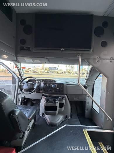 2017 Ford E-450 Winnebago Coach Builder 25 Passenger Shuttle Buses - Executive Shuttle for Sale in Las Vegas, NV - Photo 29