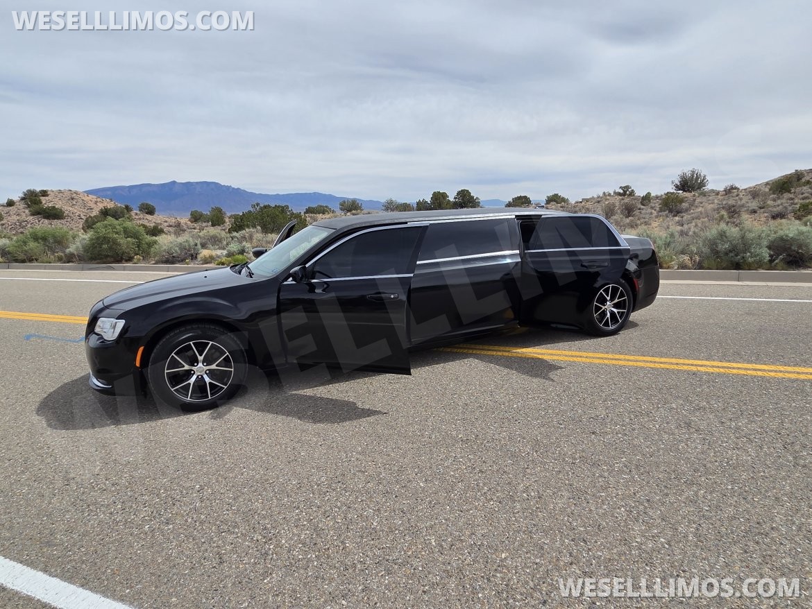 Limousine for Sale in Rio Rancho, NM - Photo 2