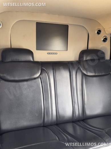 2017 Chrysler 300- Mini Stretch Limousine - Limousine for Sale in Rio Rancho, NM - Photo 10