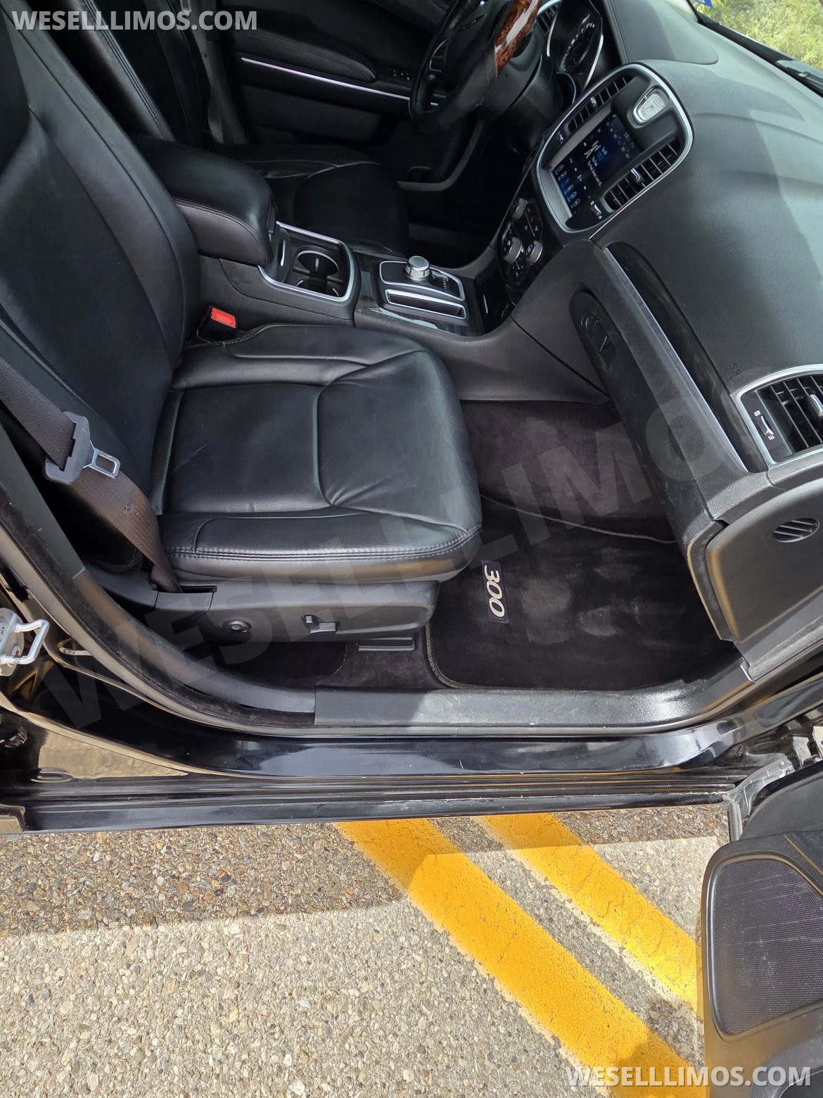 Limousine for Sale in Rio Rancho, NM - Photo 9