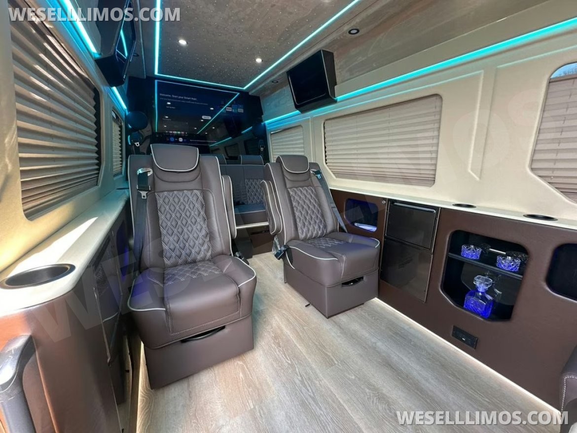 Executive Shuttle for Sale in Duluth, GA - Photo 2